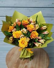 Букет цветов из:  Альстромерии и Розы в Аромашево