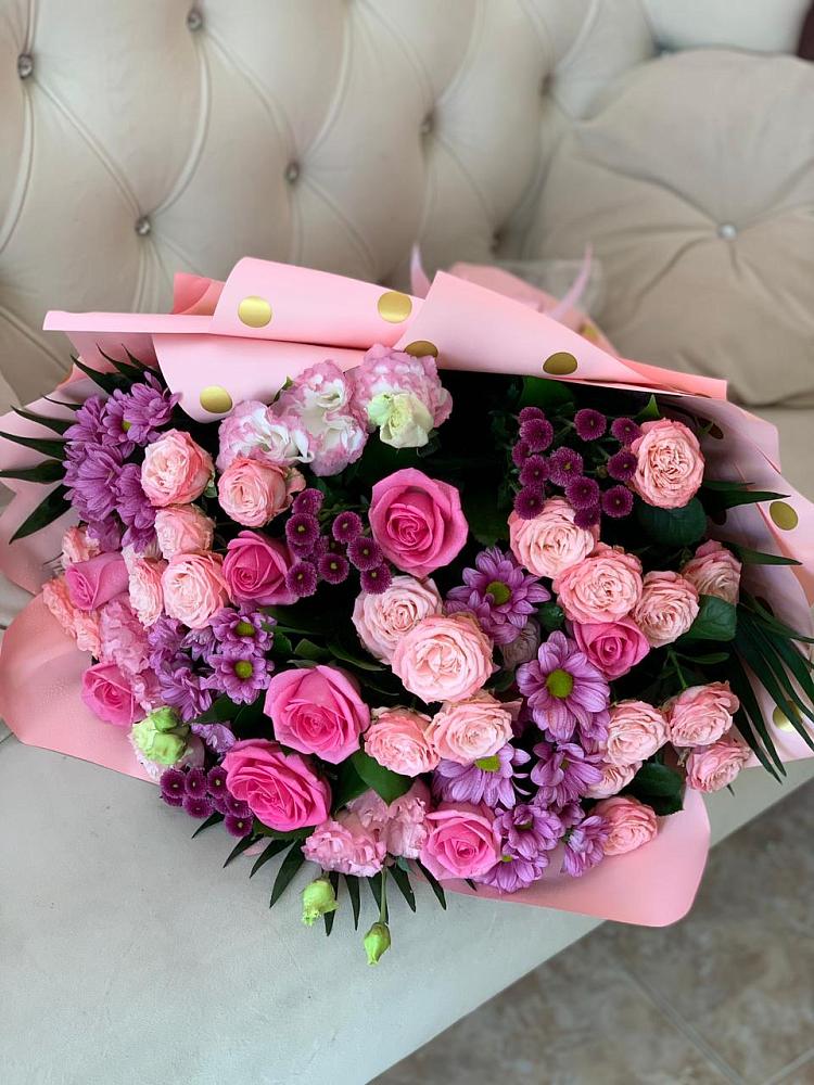 Букет цветов из: Хризантемы, Розы и Лизиантусы в Аромашево