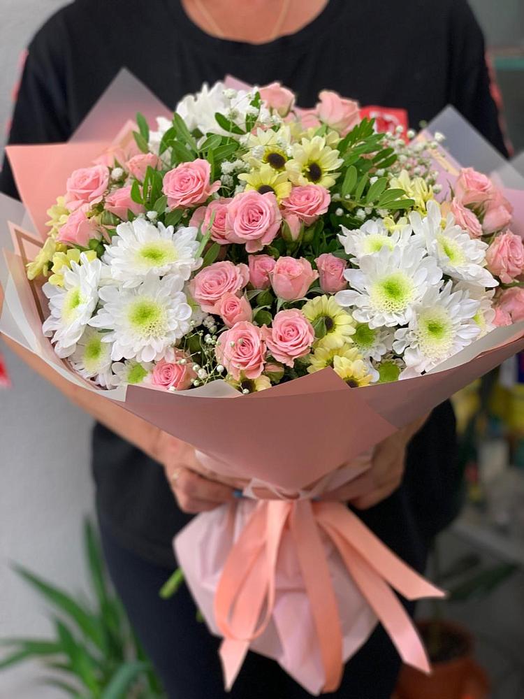 Букет цветов из: Розы и Хризантемы в Аромашево
