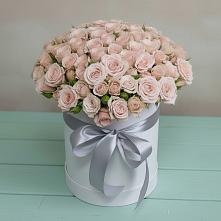 Цветочная композиция из Розы в шляпной коробке в Аромашево