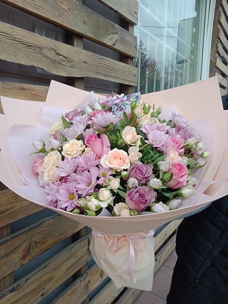 Букет цветов из: Розы и Хризантемы в Аромашево