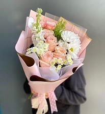 Букет цветов из:  Хризантемы и Розы в Аромашево