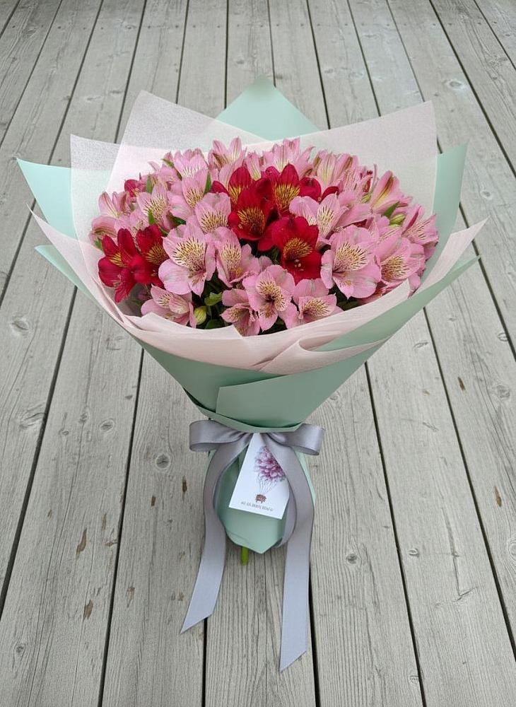 Букет цветов из: Альстромерии в Аромашево