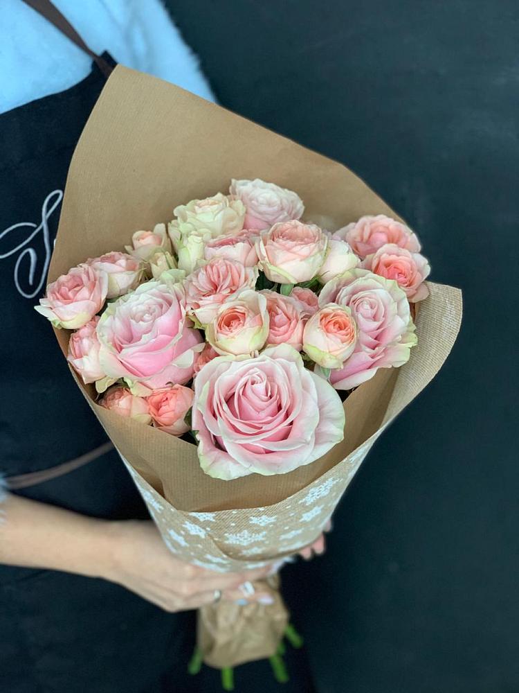 Букет цветов из: Хризантемы и Розы в Аромашево