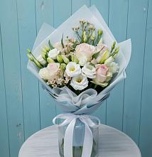 Букет цветов из:  Розы и Лизиантусы #REPLACE_PRED# Аромашево