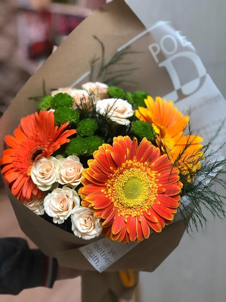 Букет цветов из: Герберы, Хризантемы и Розы в Аромашево