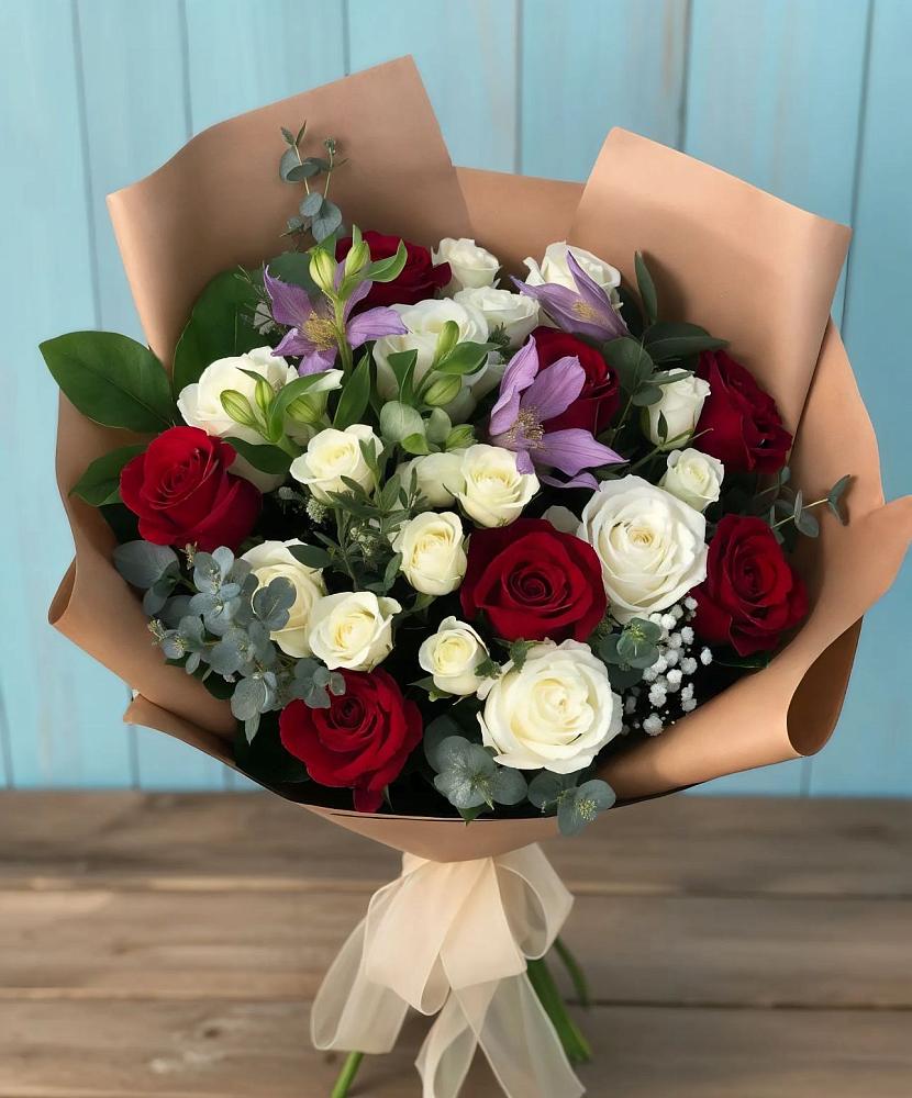 Букет цветов из: Розы и Альстромерии в Аромашево