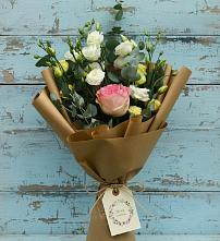 Букет цветов из:  Розы и Лизиантусы #REPLACE_PRED# Аромашево